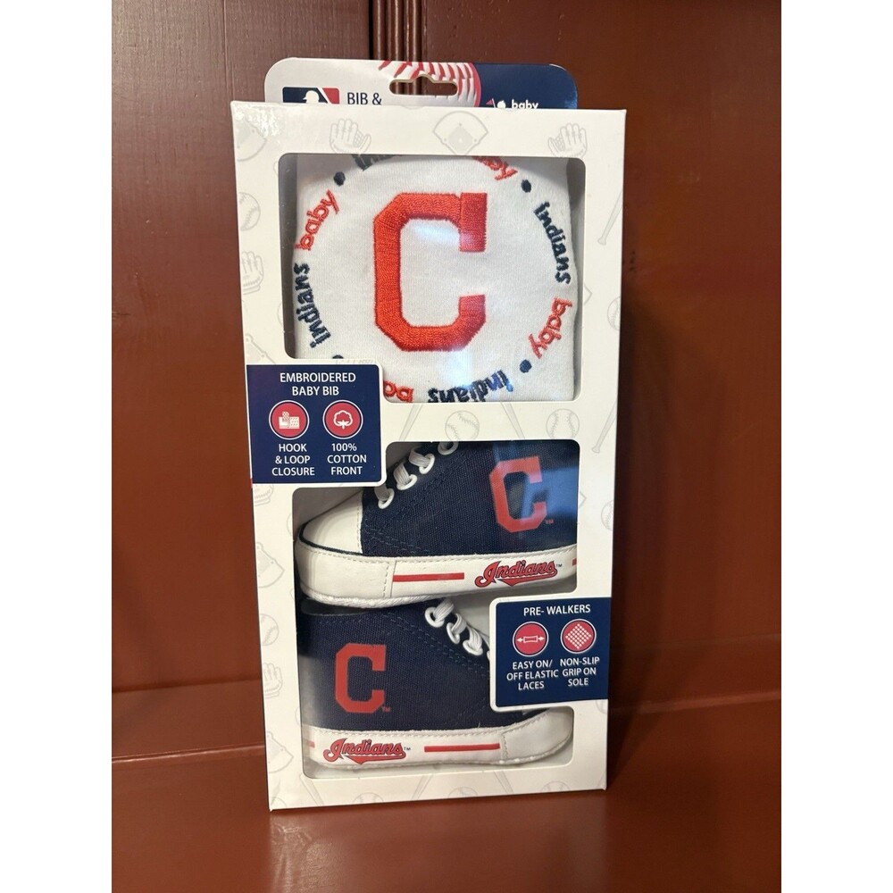 MLB Baby Fanatic Cleveland Indians Bib & Pre-Walkers 0-6 Months NIB